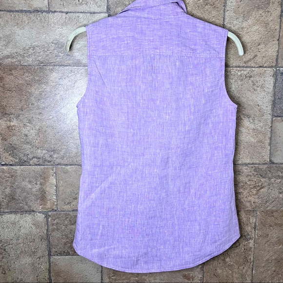 Sleeveless Lilac Button-down Top - Picture 2 of 2